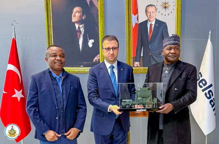 Tinubu Leads High-Level Defence Delegation to Türkiye, Signs Nine MoUs to Boost Nigeria’s Air Power, Security